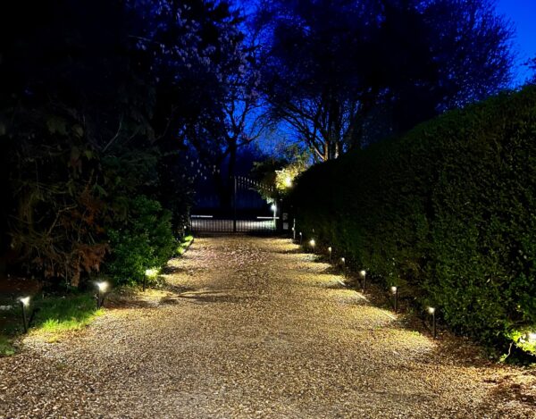 GARDEN & WALKWAY LIGHTING - Image 7